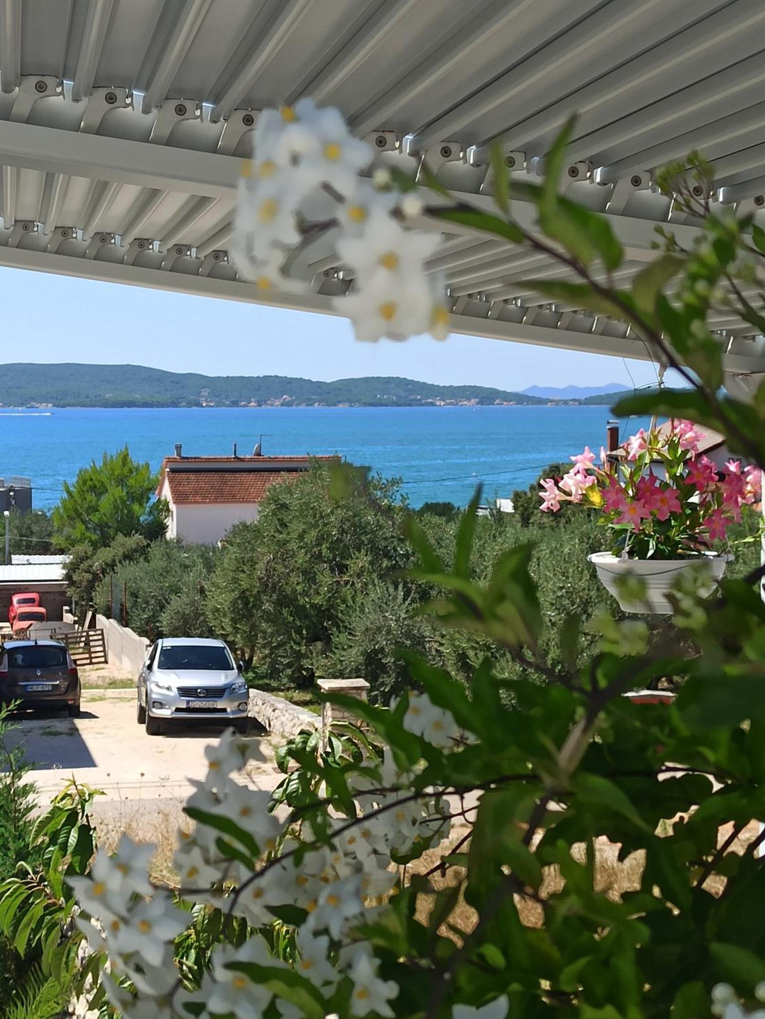 Adriaapart Vip Sukošan Exterior foto
